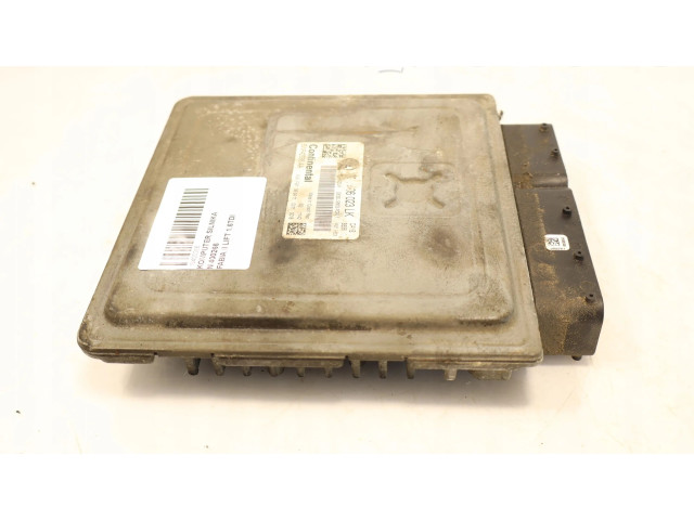 Блок управления двигателем Блок управления 5WP42686AA Skoda Fabia Mk2 (5J)