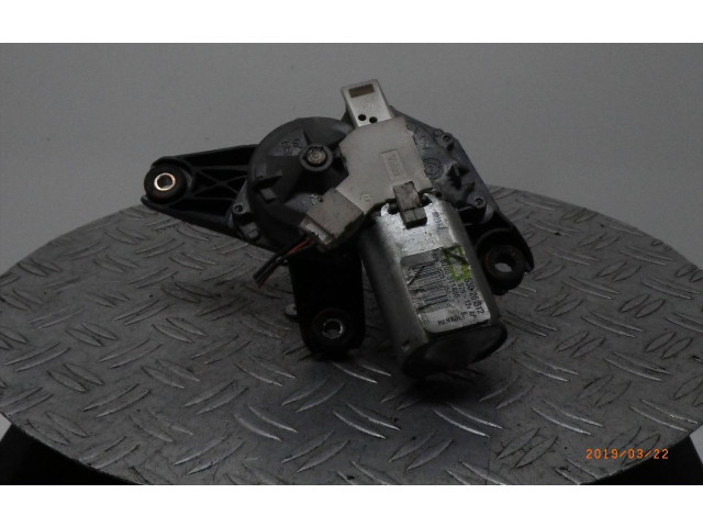 Моторчик заднего дворника 8200311486    Renault Twingo II