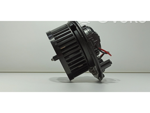 Вентилятор печки 5WB819021A, 5Q0907521C Volkswagen Golf SportWagen