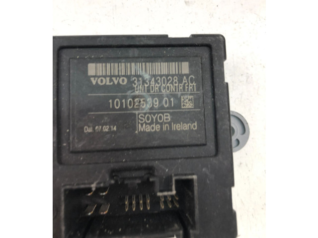 Блок управления 31343028AC   Volvo V70