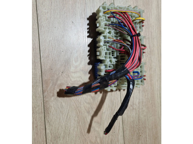 Блок предохранителей 6g9t14k131da, 6g9t14k131aa Volvo S80