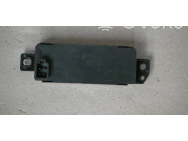 Экран/ дисплей / маленький экран Mazda B series UN