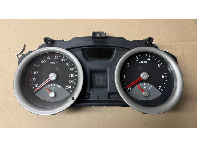 Přístrojová deska Renault Megane II 2002 8200364007