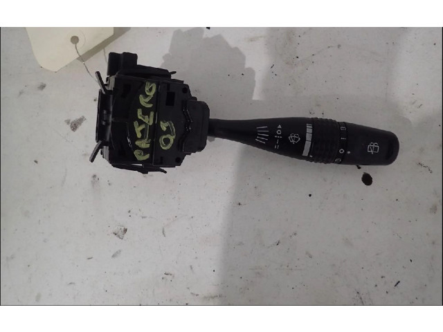 Ручка стеклоочистителей MR459893 Mitsubishi Pajero