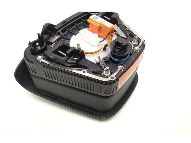 Подушка безопасности водителя 31320118   Volvo V70