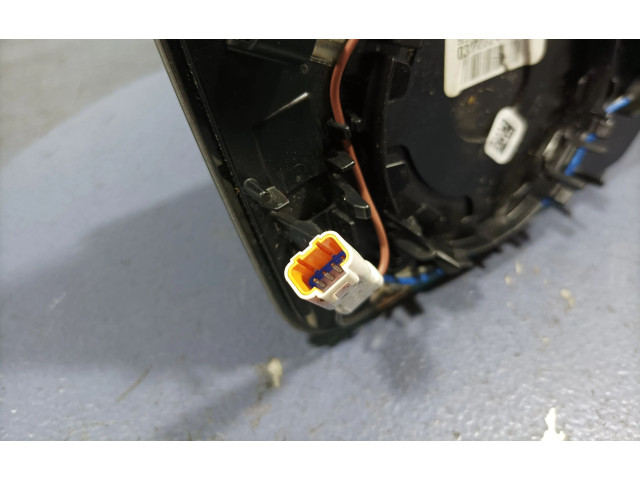 Зеркало электрическое Volvo XC40 - года