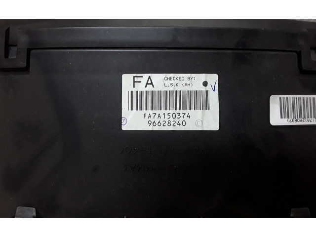 Панель приборов 96628240 Chevrolet Captiva