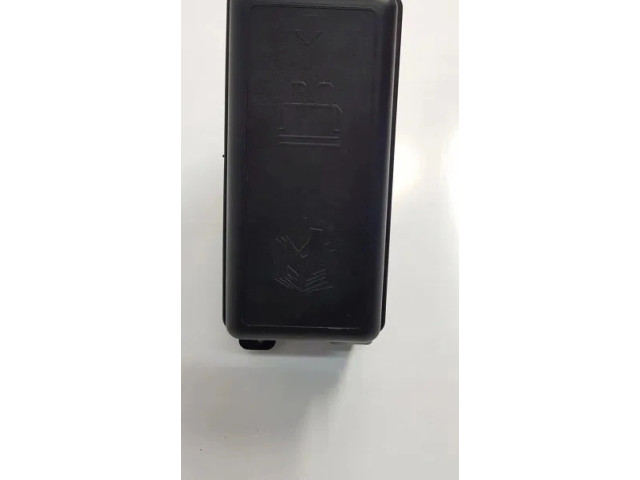 Блок предохранителей     Mini One - Cooper R50 - 53    