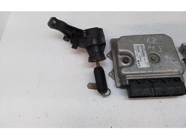 Комплект блоков управления    Fiat 500L