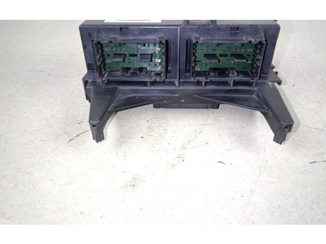 Блок предохранителей 04692114AC   Jeep Grand Cherokee (WK)    