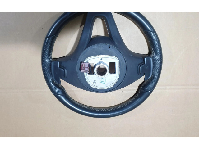 Volant Mercedes-Benz A W176 2015 a0004604803