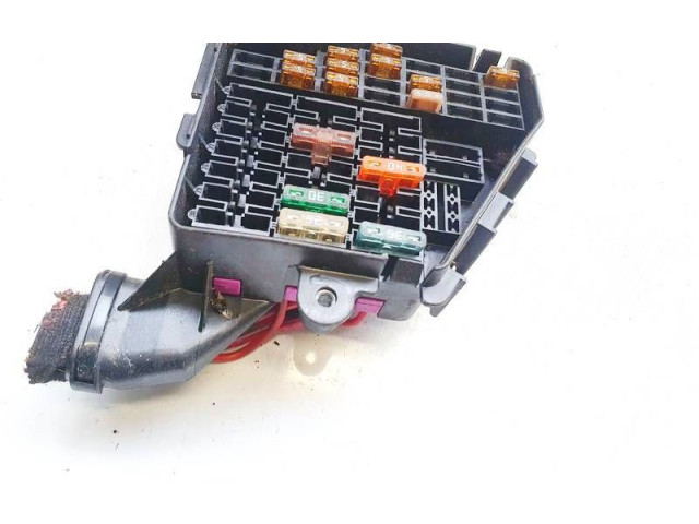 Блок предохранителей  8d1941824, 8D1941824   Audi A6 S6 C6 4F    