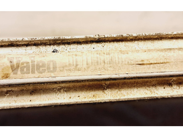 Топливная рампа 8649471A   Volvo S80  