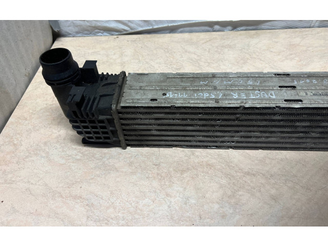 Интеркулер  8200880552, Z990880028   Dacia Duster 