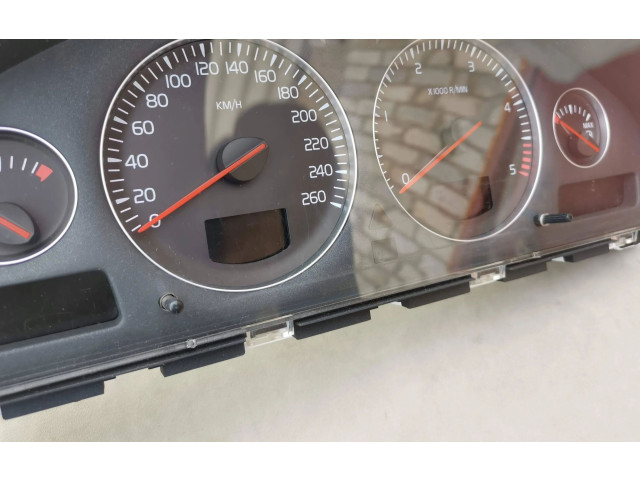 Панель приборов 30746102, 8673802   Volvo V70       