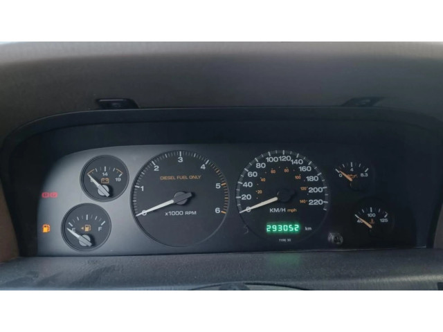 Панель приборов Jeep Grand Cherokee (WJ)