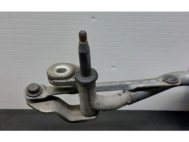 Моторчик дворников 8X195560301S    Audi A1