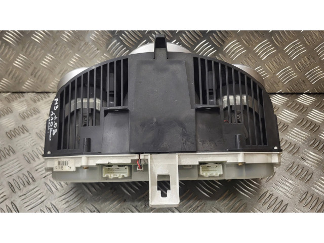 Панель приборов Mazda 3 I