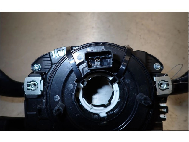 Ручка стеклоочистителей    Audi A1