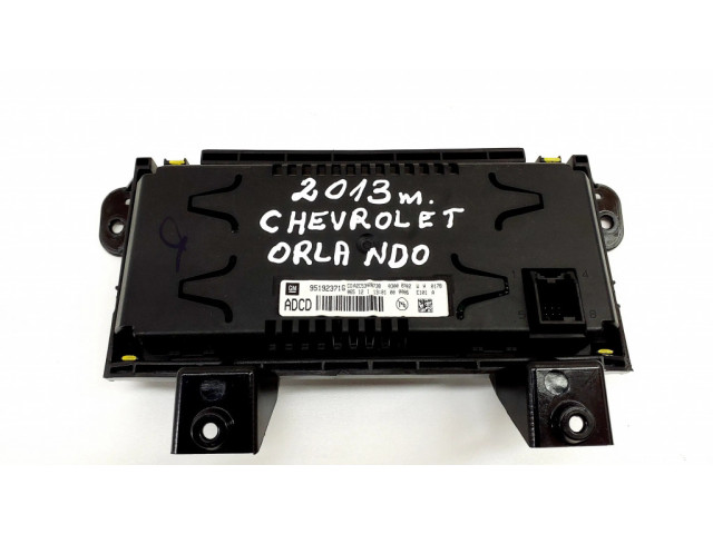 Дисплей    95192371G   Chevrolet Orlando