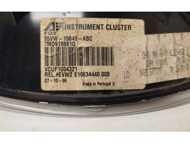 Přístrojová deska Volkswagen Sharan 2002 7M0919881Q, 95VW10849ABC