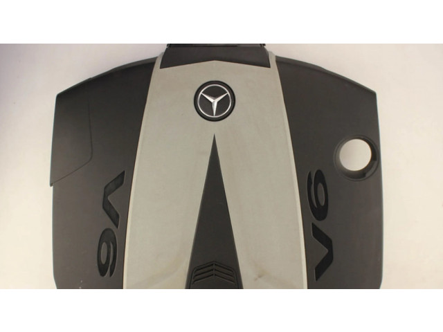 Крышка двигателя (отделка)