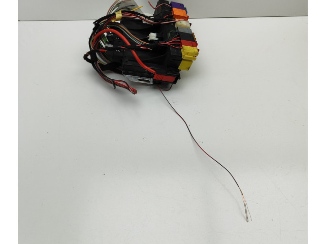 Pojistková skříňka A0285459832, 05045113 Mercede-Benz S W220 2000