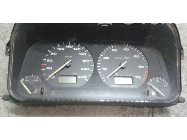 Панель приборов 5392324740   Volkswagen Golf III       