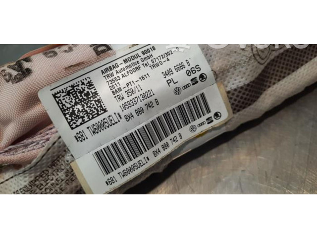 Боковая подушка безопасности 8X4880742B   Audi A1