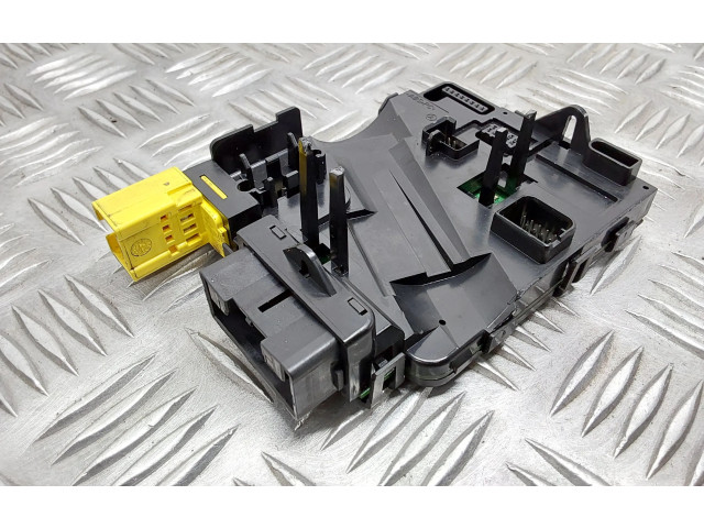 Модуль управления зеркалом крыла