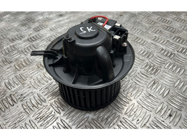 Вентилятор печки F993987Q, 820015D Skoda Octavia Mk2 (1Z)