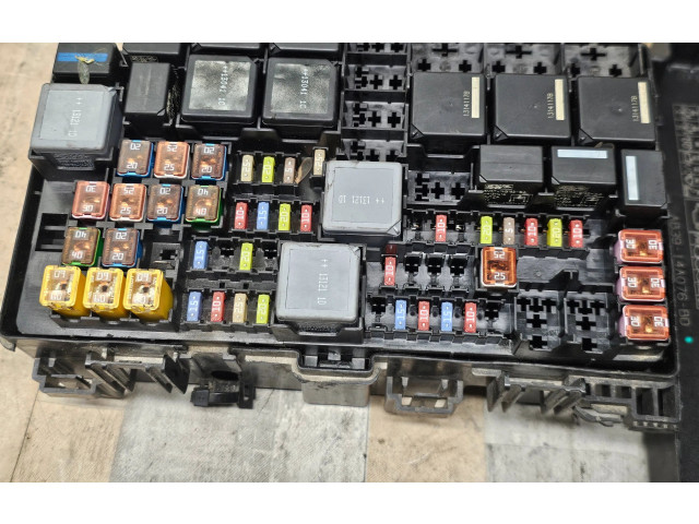 Блок предохранителей AB3914A076BD Ford Ranger