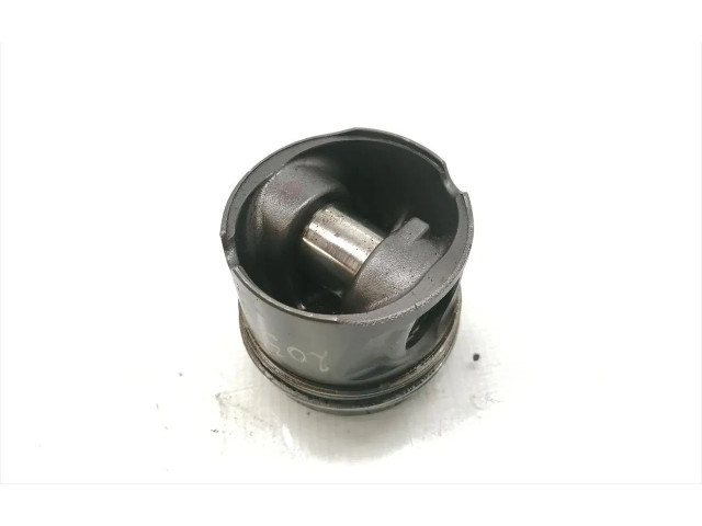 Поршень 276DT ILVD3 Land Rover Discovery