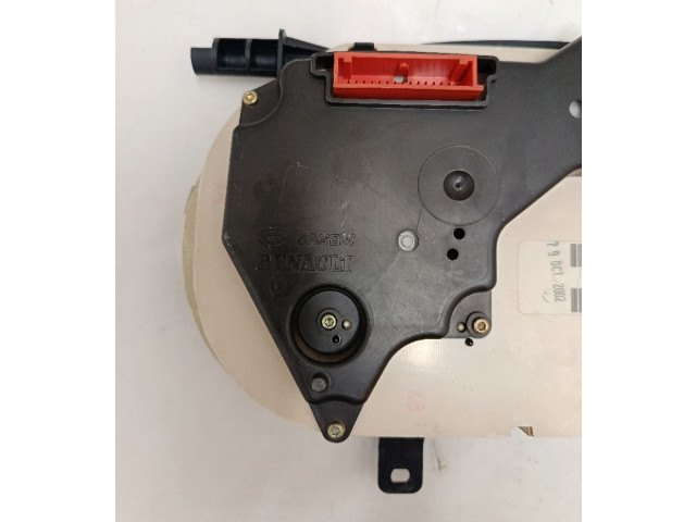 Панель приборов P8200261119, 216501761   Renault Clio II       