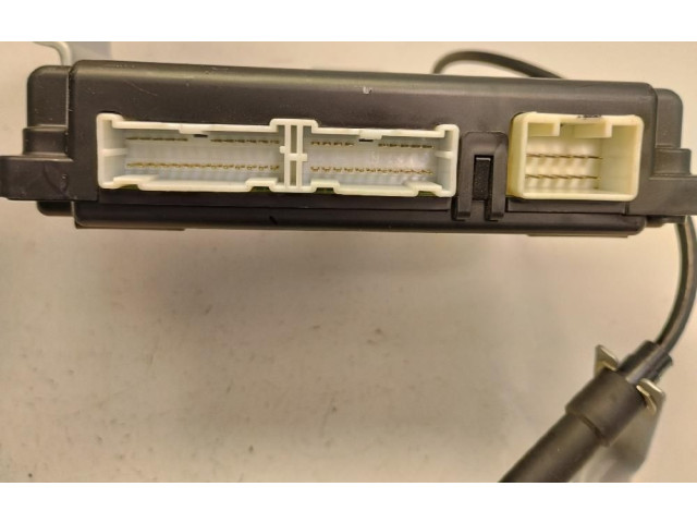 Блок предохранителей 95400-B9510   Hyundai i10    