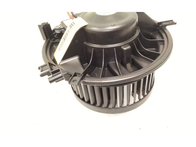 Вентилятор печки 3Q1819021 Volkswagen Passat Alltrack