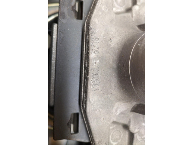 Руль KIA Ceed  2006 - 2012 года 561101H190EQ      