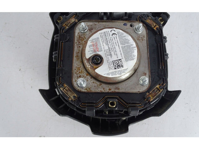 Подушка безопасности водителя Jeep Renegade