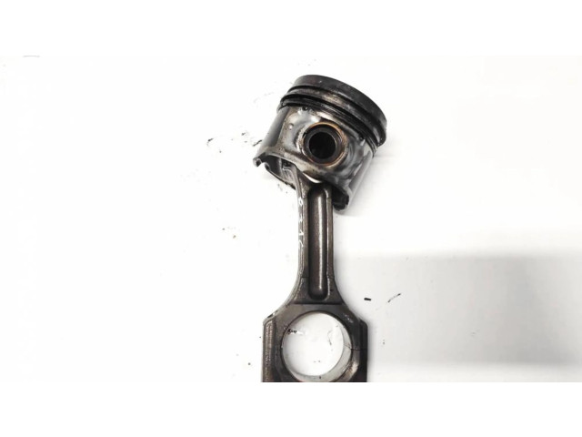 Píst Chevrolet Captiva pro naftový motor 2.0