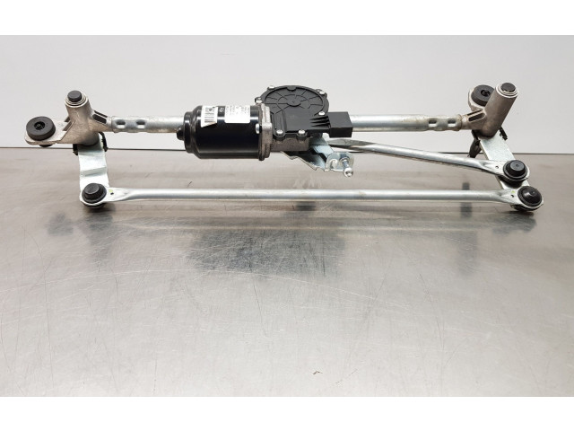 Моторчик дворников 82B955119A Audi A1