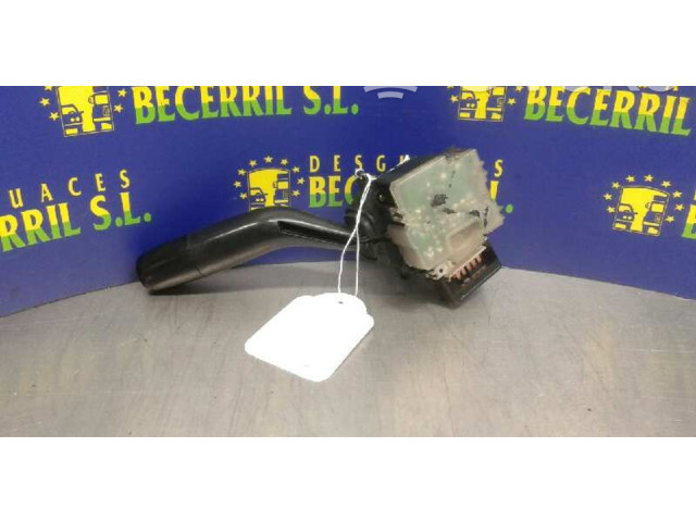 Ручка стеклоочистителей 17B122 Mazda Premacy