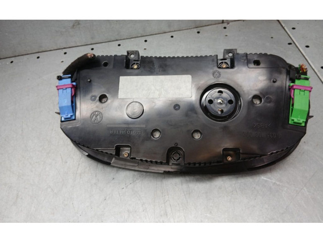 Панель приборов    Volkswagen Bora       