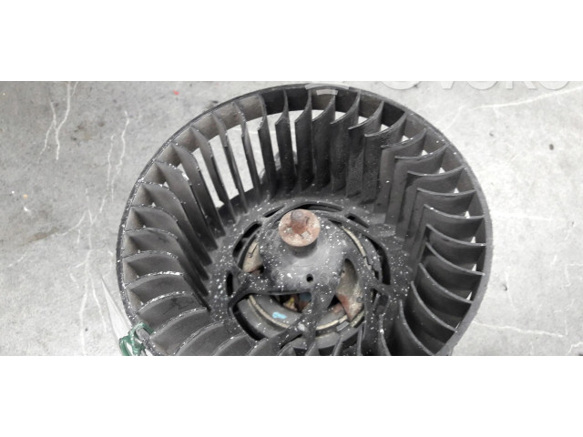 Вентилятор печки       Peugeot 306