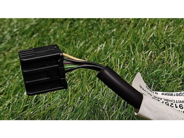 Zpětné zrcátko pravé Chevrolet Cruze II 2018 39125725, 2967135