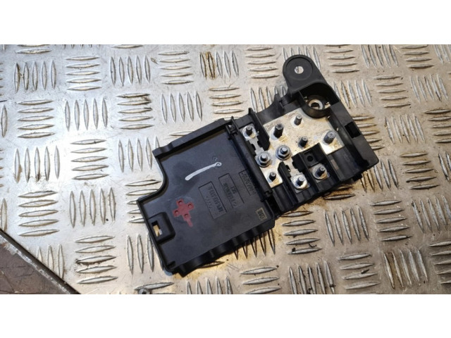 Узел подключения плюсовых проводов