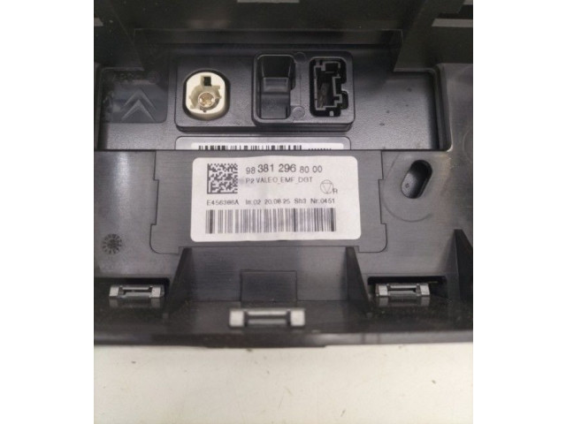 Дисплей    9838129680   Peugeot 2008 II