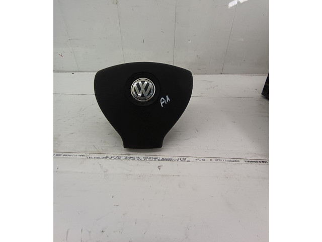 Подушка безопасности водителя 2K0880201F   Volkswagen PASSAT B6