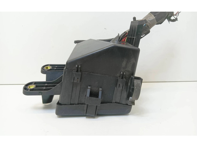 Блок предохранителей 3933 Lexus LS 430