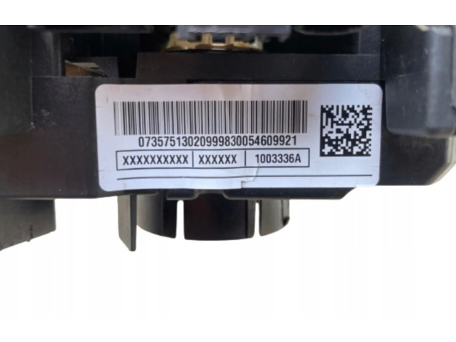 Pojistková skříňka Ручка поворотов/ фонарей 1003336A Fiat 500X 2014