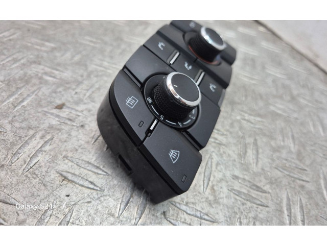 Блок управления климат-контролем 13435154   Opel Meriva B